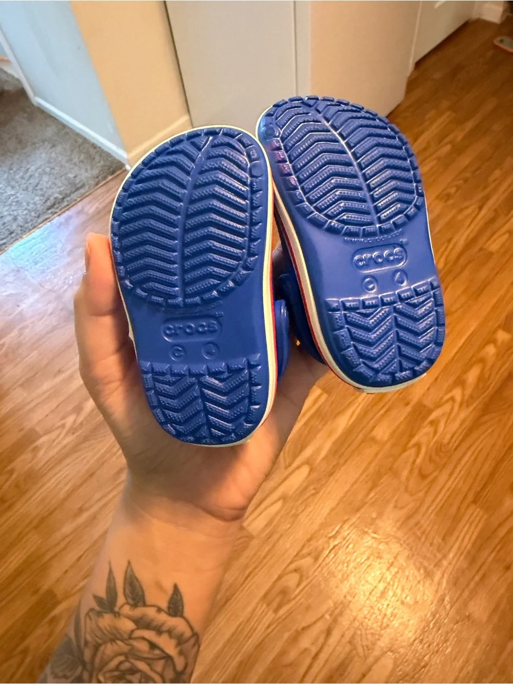 CROCS Kids Clog in Bright Blue with Pink Trim